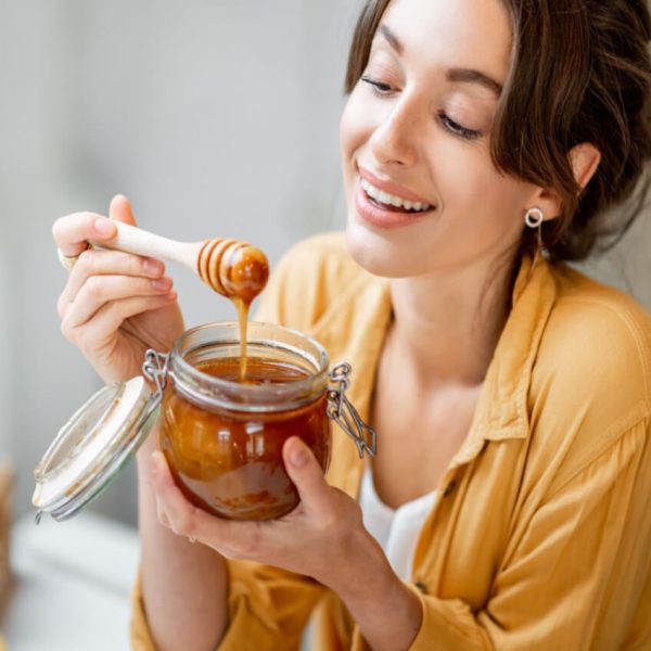 Here are the top 7 benefits of eating honey